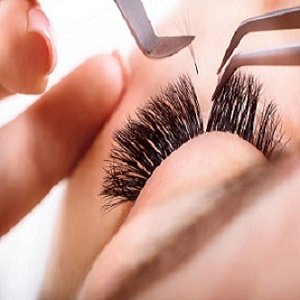 EYELASH Extensions